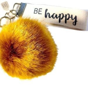 Cute Be happy keychain set